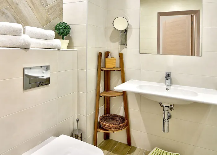 Ihotel Sunny ホテル