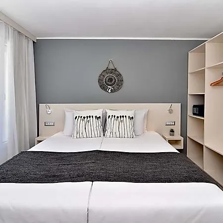 Хотел Ihotel Sunny