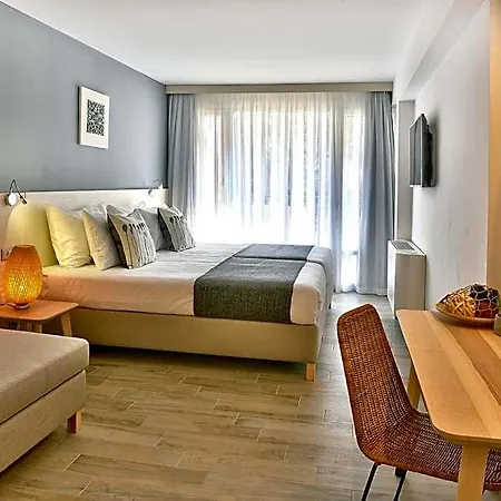 Ihotel Sunny Хотел 4*